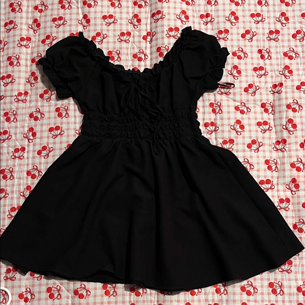 Charming Black Dress